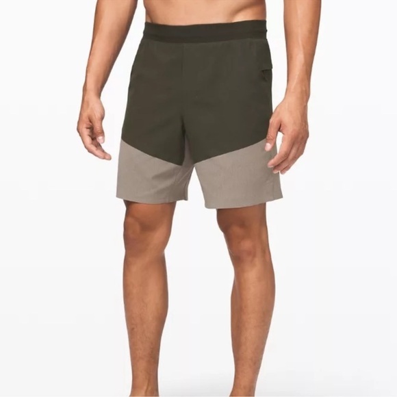 lululemon athletica Men's Athletic Shorts in Dark Green and Gray - Picture 1 of 10